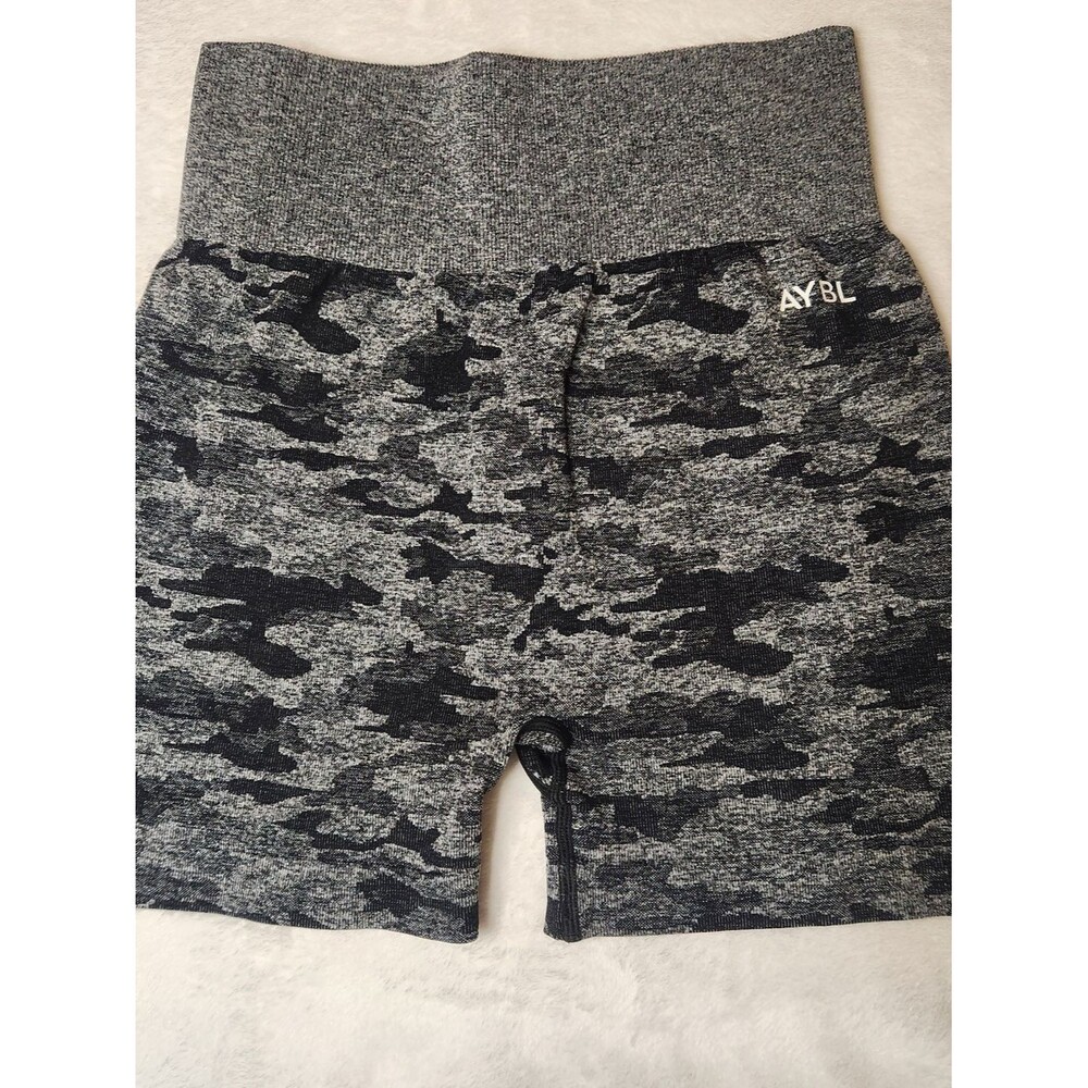 AYBL Evolve Camo Seamless Shorts Size M